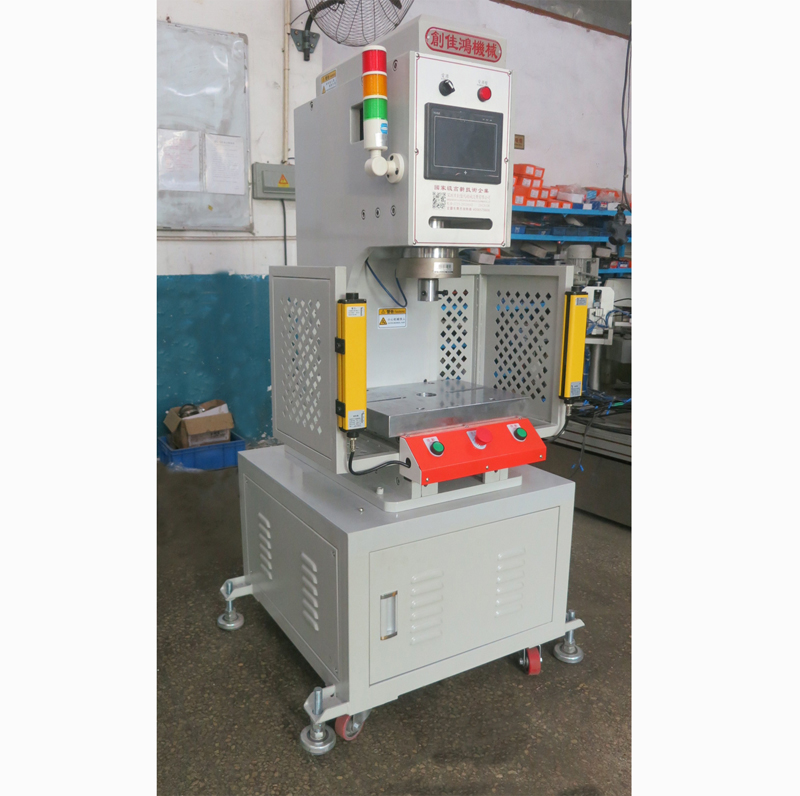 C�;����ŷ������C(j��)