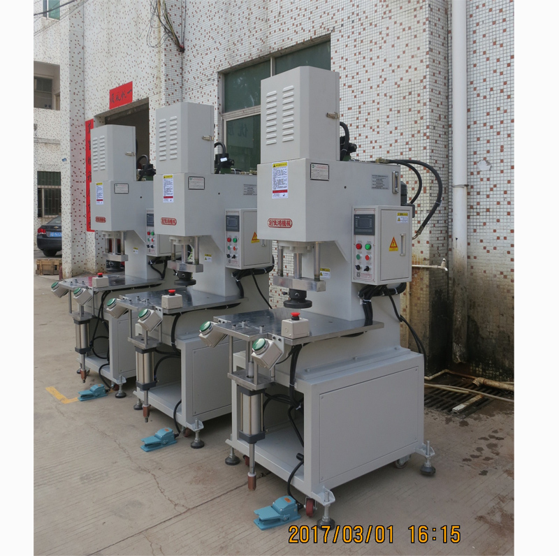 C���������͉�����